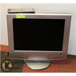 SONY WEGA WITH REMOTE 20' TV LCD