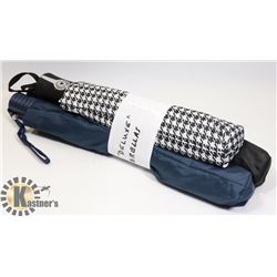 3 PACK OF ADULT SIZE UMBRELLAS