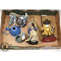 FLAT OF NAUTICAL THEME FIGURES
