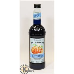 BOTTLE OF BLUE CURACAO SYRUP DRINK FLAVOURING