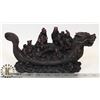 Image 1 : MANDARIN RED RESIN DRAGON BOAT/ CHINESE FIGURINE