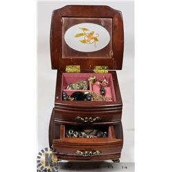 WOOD JEWELRY BOX WITH ASSORTED JEWELRY