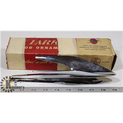 VINTAGE HOOD ORNAMENT