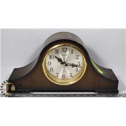VINTAGE BULOVA HOUR STRIKE MANTLE CLOCK
