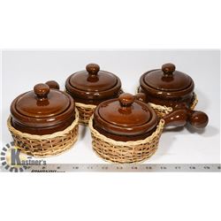 FOUR LIDDED ONION SOUP/CHILI BOWL WITH BASKETS