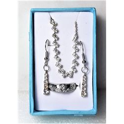 SUITE OF WHITE SAPPHIRE JEWELRY