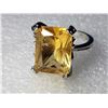 Image 1 : RECTANGULAR CUT CITRINE YELLOW CZ RING IN SILVER