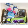 Image 1 : FLAT OF SWIMMING SUPPLIES