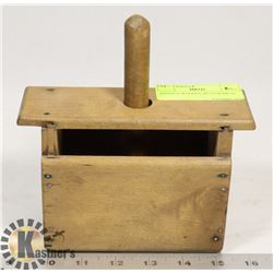 ANTIQUE WOODEN BUTTER PRESS