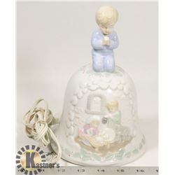VINTAGE PORCELAIN PRAYING CHILD LAMP