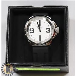 NEW OMAX MENS WATCH W/GIFT BOX