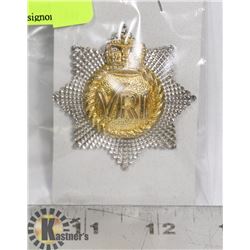 ROYAL CDN REGIMENT INSIGNIA CAP BADGE