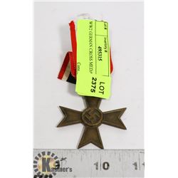 WW2 GERMAN CROSS MEDAL