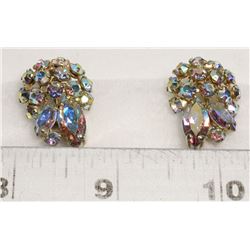 SIGNED SHERMAN JEWELLERY EARRINGS COMPLETE