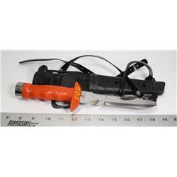 WENOKA SCUBADIVING KNIFE IN A RUBBER SHEATH
