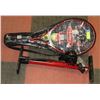 Image 1 : TENNIS RACQUETS WITH 3 BALLS, BIKE PUMP AND LOCK