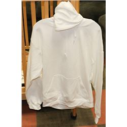 QUALITY WHITE GILDAN  HOODIE SIZE XL