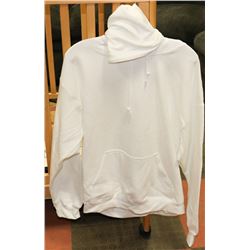 QUALITY WHITE GILDAN  HOODIE SIZE 2XL