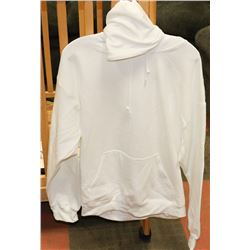 QUALITY WHITE GILDAN  HOODIE SIZE 2XL