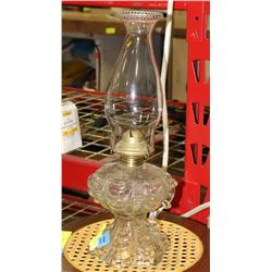 ANTIQUE OIL LAMP 14" TALL