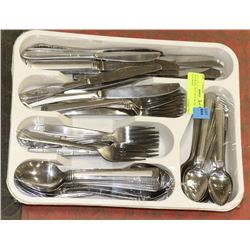 FLATWARE TRAY WITH 80 PIECES OF FLATWARE