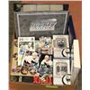 Image 1 : FLAT OF SPORT COLLECTIBLES