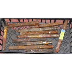 FLAT OF 10 ASSORTED CHISLES