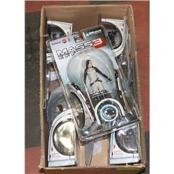 BOX OF MASS EFFECT 3 FIGURES