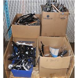 PALLET OF HANGERS