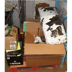 PALLET OF HOUSEHOLD MISC INCL PILLOWS,
