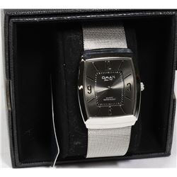 NEW OMAX MENS WATCH WITH GIFTBOX