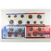 Image 1 : 2002 US MINT SET (UNC) P/D (WITH ENVELOPE)