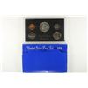 Image 2 : 1970 US PROOF SET WITH BOX, 40% SILVER JFK HALF