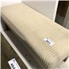 Image 1 : BEIGE CLOTH AND WOOD BENCH