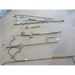 Aprox 25 items, Approx 10 Shepherd's Hooks 10 Metal Grow Rods, 3 Lane Markers (New and Exec Cond)