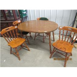 Wooden Kitchen Table & 4 Chairs w 1 Leaf Modern