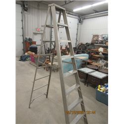 8' Aluminum Step Ladder
