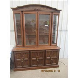 8 Pc Dining Room Suite- Buffet/China Cabinet Table , 2 Leaves, 6 Chairs, (1 is a Captain Chair)