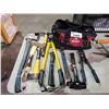 Image 1 : ASSORTMENT OF TOOLS