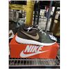 Image 2 : BRAND NEW NIKE SIZE 9 SHOES