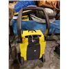 Image 2 : KARCHER PRESSURE WASHER
