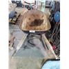 Image 1 : WHEELBARROW