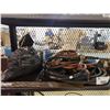 Image 2 : ASSORTED HOSES & TOOLS