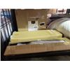 Image 2 : PET BEDS & OTHER STORE RETURNED GOODS