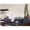 Image 2 : PET BEDS & RUGS