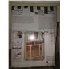Image 2 : SAFETY 1ST EXTRA TALL/WIDE GATE & PLASTIC STAIRCASE