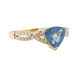 1.23 ctw Aquamarine and Diamond Ring - 14KT Yellow Gold