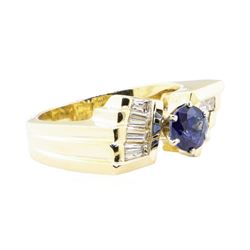 1.43 ctw Sapphire And Diamond Ring - 14KT Yellow Gold