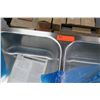 Image 4 : New Revere Double Sink 18.5" x 34"