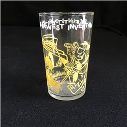 1962 FLINTSTONES DRINKING GLASS IN EXCELLENT CONDITON